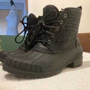 NWOT Kamik Sienna Mid Black Boots, Size 8